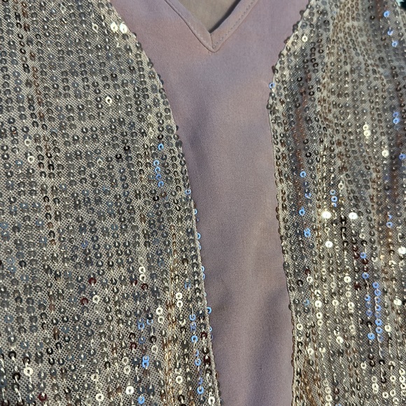 Light Baby Pink Sparkle Sleeveless All Over Sequin Cami / Tank / Top / Shirt. - Picture 10 of 12